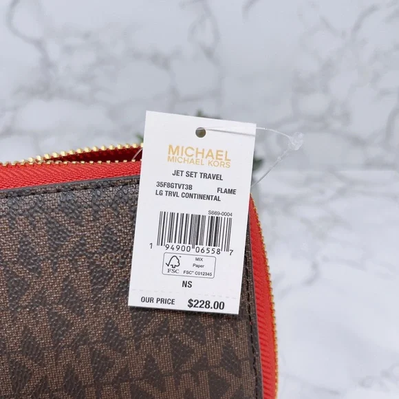 Michael Kors JST Large Zip Wallet - Picture 6 of 7